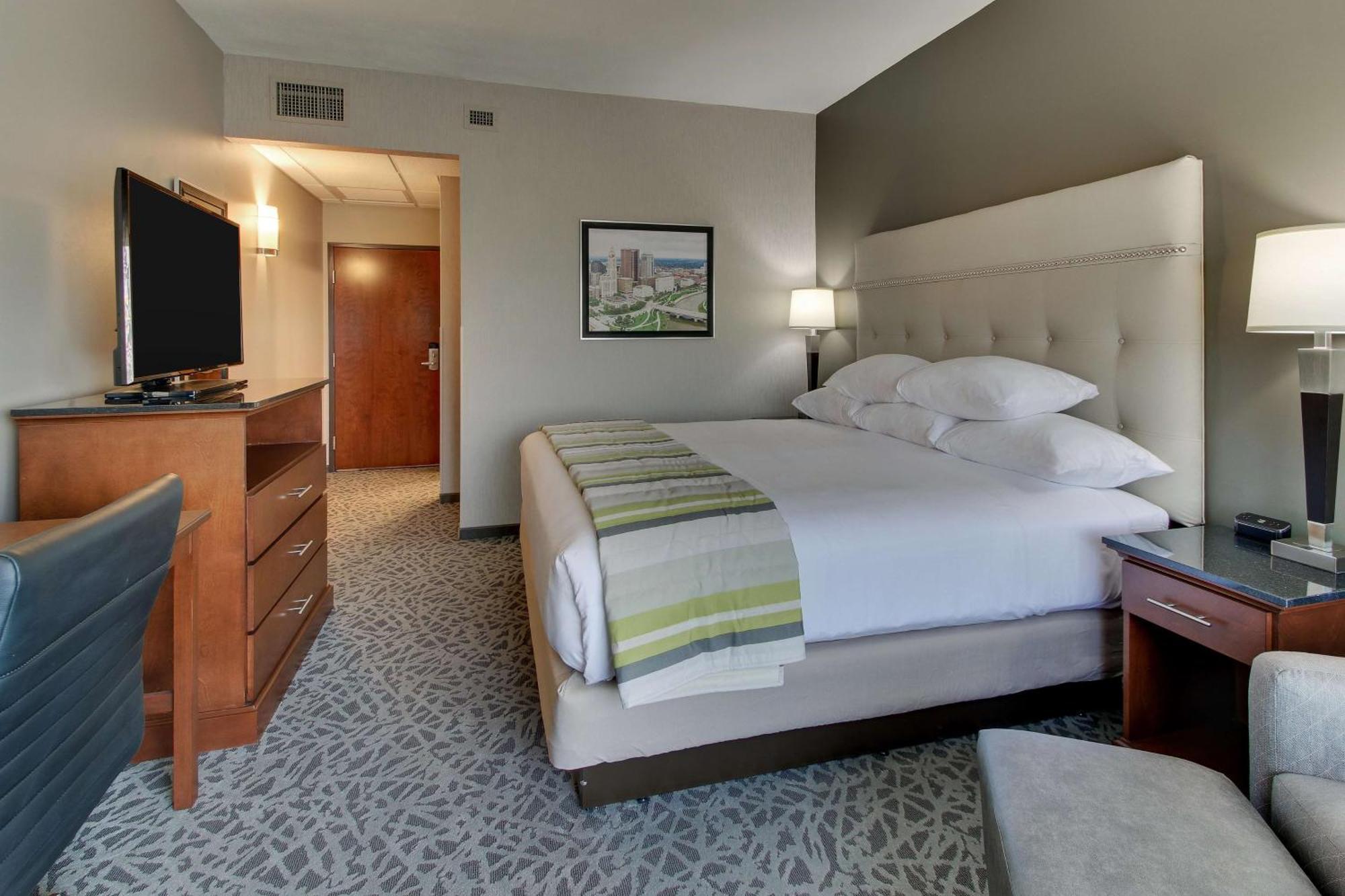 Drury Inn & Suites Cleveland Beachwood Kültér fotó