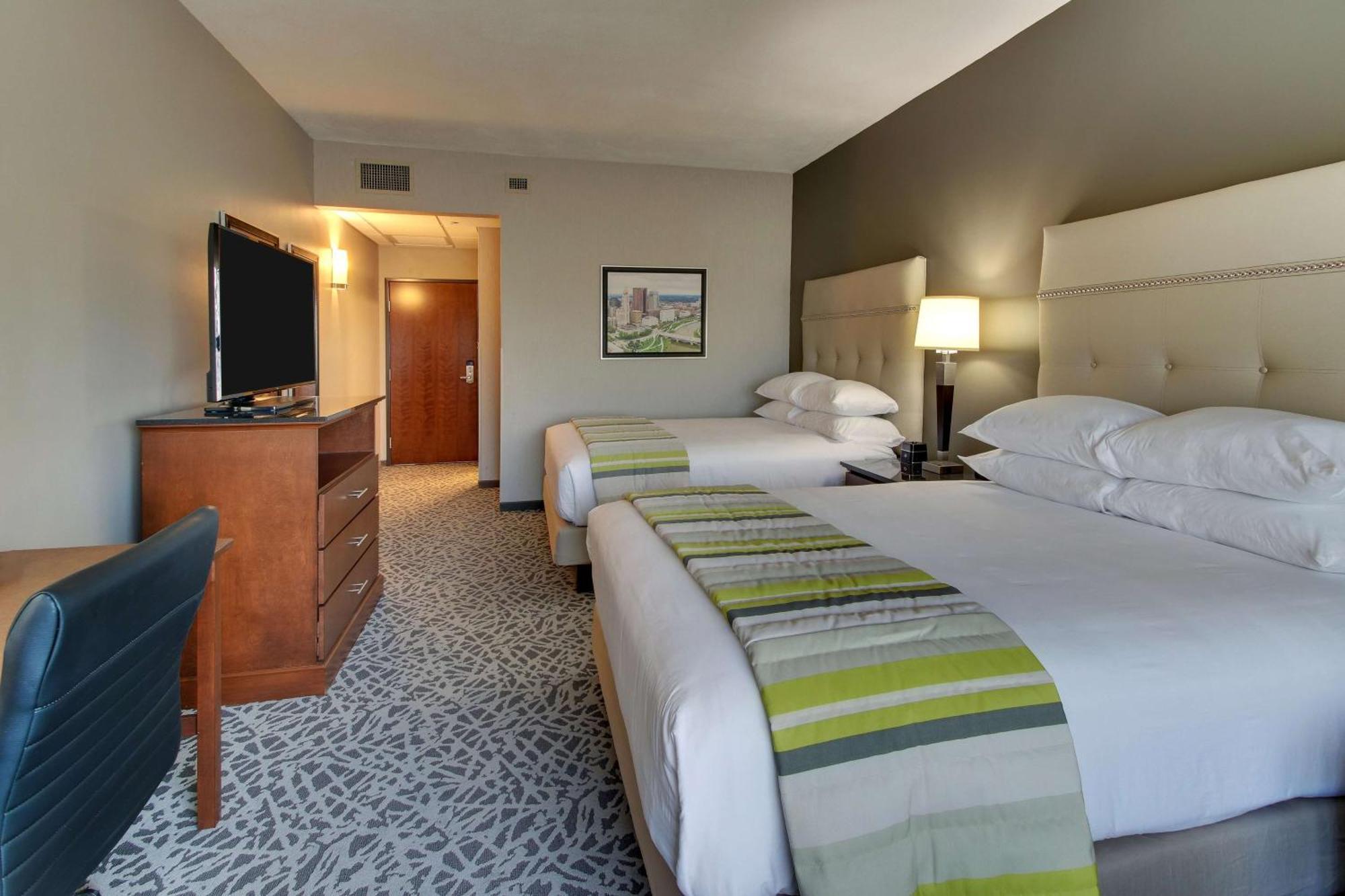 Drury Inn & Suites Cleveland Beachwood Kültér fotó