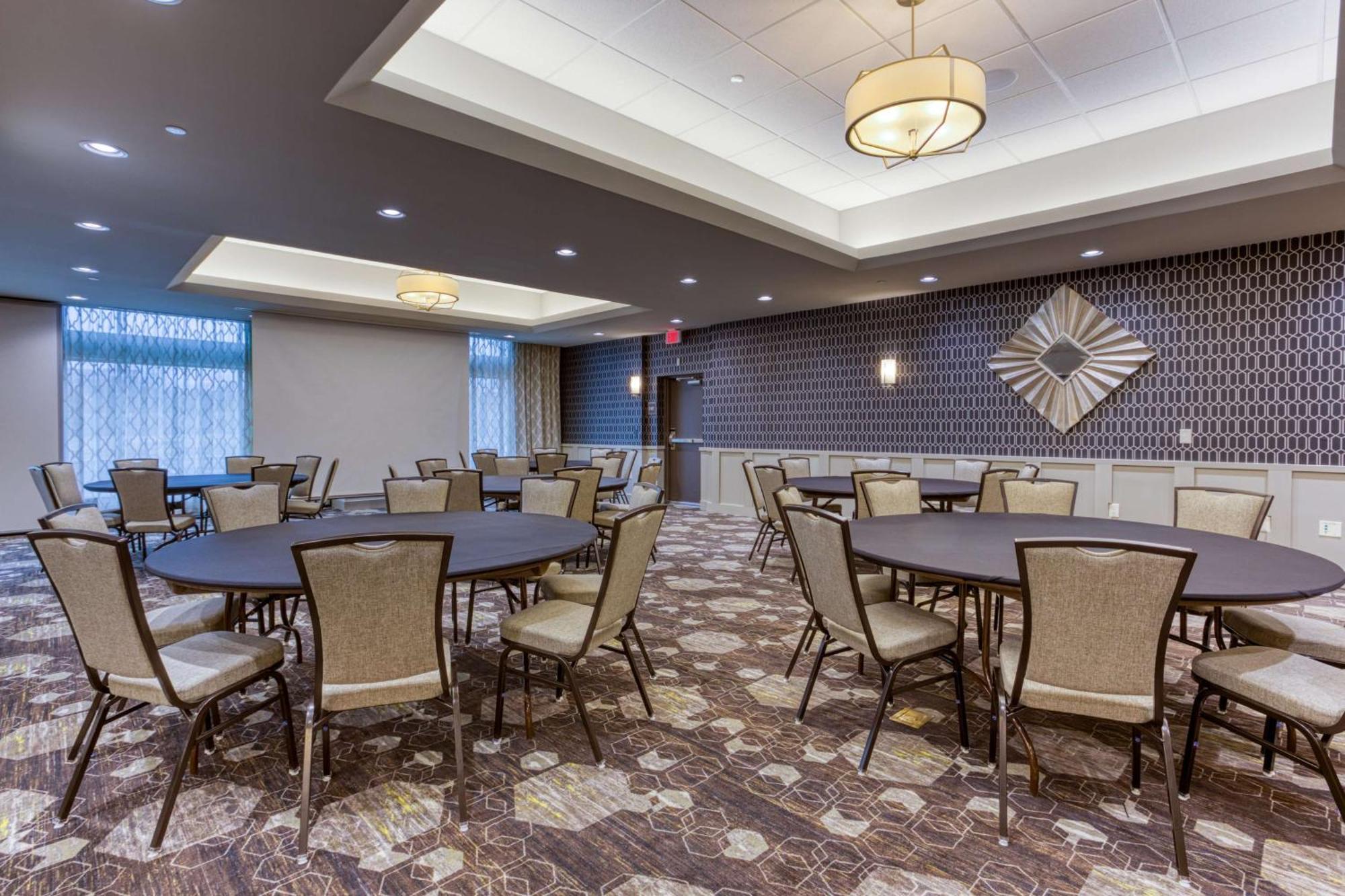Drury Inn & Suites Cleveland Beachwood Kültér fotó