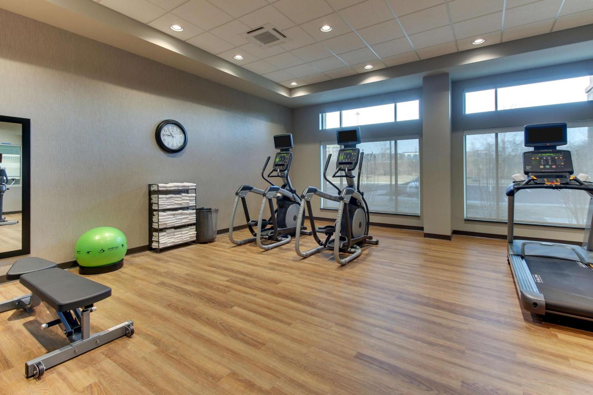 Drury Inn & Suites Cleveland Beachwood Kültér fotó